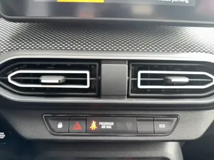 Photo 49 Dacia Jogger  Hybrid 140 5 places