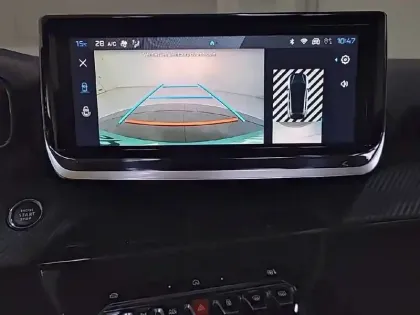 Photo 45 Peugeot 208  PureTech 100 S&S BVM6