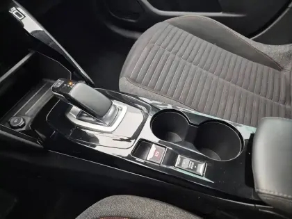 Photo 27 Peugeot 208  Electrique 50 kWh 136ch