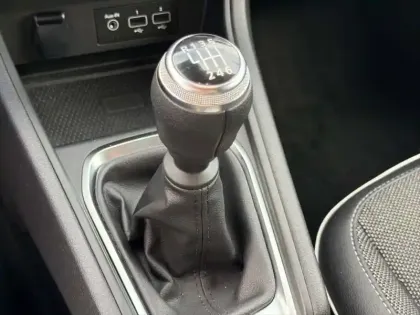 Photo 12 Renault Captur  TCe 90