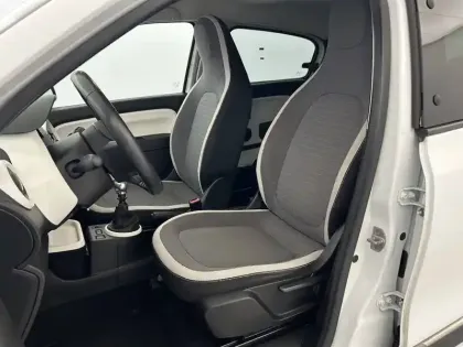 Photo 8 Renault Twingo  III 0.9 TCe 90 Energy