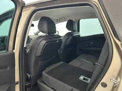 Photo 26 Renault Scenic  TCe 140 Energy EDC