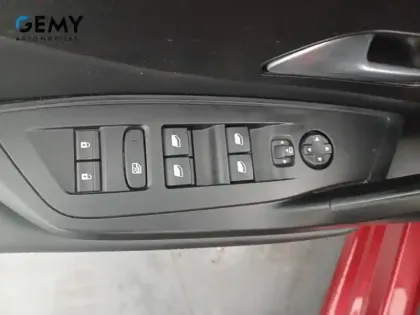 Photo 15 Peugeot 308  BlueHDi 130ch S&S EAT8