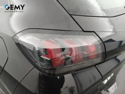 Photo 16 Peugeot 208  BlueHDi 100 S&S BVM6