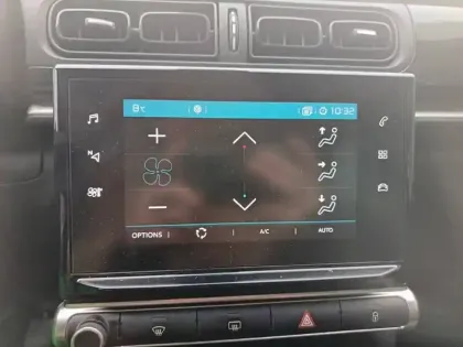 Photo 21 Citroën C3  SOCIETE BLUEHDI 100 S&S BVM