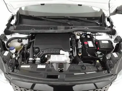 Photo 19 Peugeot 2008  PureTech 100 S&S BVM6