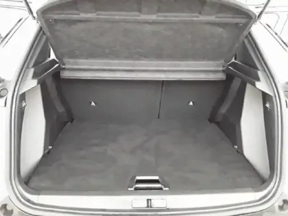 Photo 5 Peugeot 2008  PureTech 100 S&S BVM6