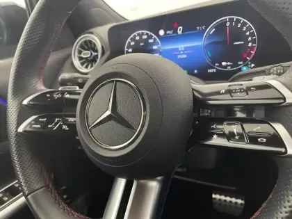 Photo 23 Mercedes GLA  250 e Hybrid EQ 8G-DCT