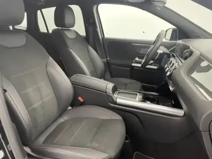 Photo 25 Mercedes GLA  250 e Hybrid EQ 8G-DCT