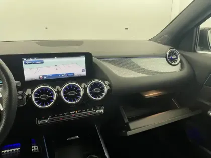 Photo 27 Mercedes GLA  250 e Hybrid EQ 8G-DCT