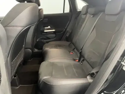 Photo 15 Mercedes GLA  250 e Hybrid EQ 8G-DCT