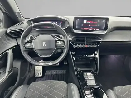 Photo 35 Peugeot 2008  PureTech 130 S&S EAT8