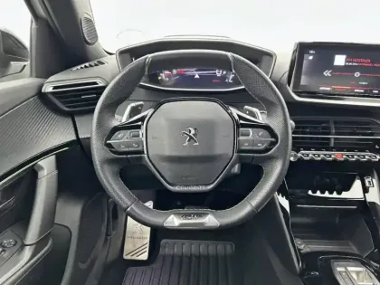 Photo 36 Peugeot 2008  PureTech 130 S&S EAT8