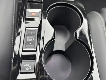 Photo 54 Peugeot 2008  PureTech 130 S&S EAT8