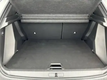 Photo 33 Peugeot 2008  PureTech 130 S&S EAT8