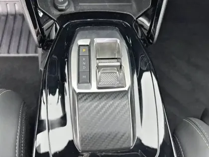 Photo 13 Peugeot 2008  PureTech 130 S&S EAT8