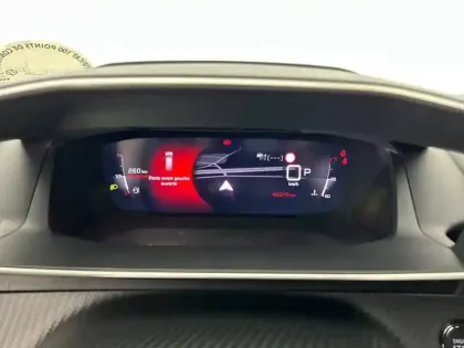 Photo 37 Peugeot 2008  PureTech 130 S&S EAT8