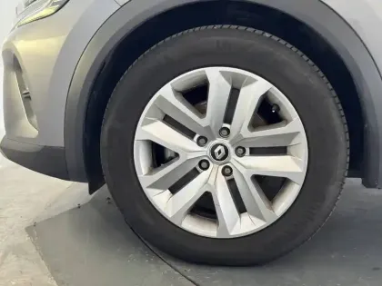 Photo 41 Renault Captur  E-Tech hybride 145