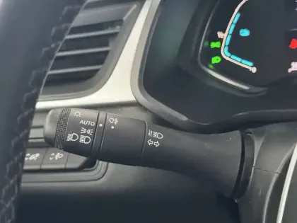 Photo 23 Renault Captur  E-Tech hybride 145