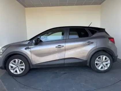 Photo 8 Renault Captur  E-Tech hybride 145