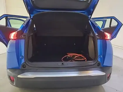 Photo 5 Peugeot 2008  Electrique 136 ch