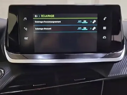 Photo 22 Peugeot 2008  Electrique 136 ch