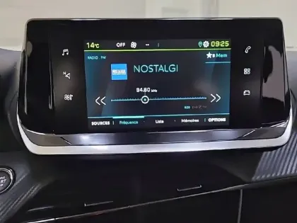 Photo 18 Peugeot 2008  Electrique 136 ch