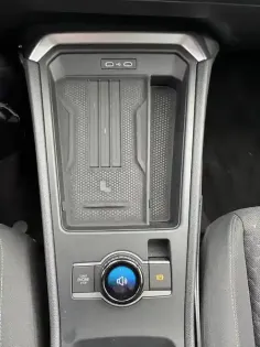 Photo 28 Volkswagen T-roc  1.5 eTSI EVO2 Hybrid 116 ch DSG7