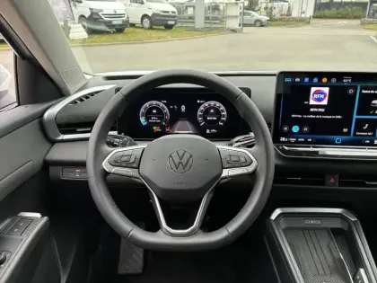 Photo 16 Volkswagen T-roc  1.5 eTSI EVO2 Hybrid 116 ch DSG7