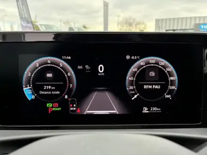 Photo 18 Volkswagen T-roc  1.5 eTSI EVO2 Hybrid 116 ch DSG7