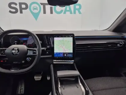 Photo 22 Renault Austral  E-Tech hybrid 200