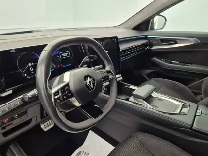 Photo 26 Renault Austral  E-Tech hybrid 200