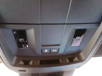 Photo 27 Peugeot 3008  Hybrid 136 e-DCS6