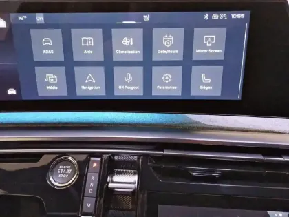 Photo 23 Peugeot 3008  Hybrid 136 e-DCS6