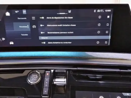 Photo 22 Peugeot 3008  Hybrid 136 e-DCS6