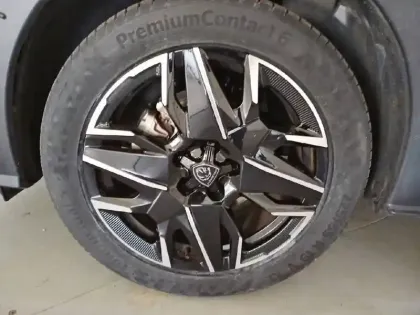 Photo 12 Peugeot 3008  Hybrid 136 e-DCS6