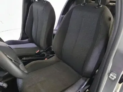 Photo 10 Peugeot 208  Hybrid 100 e-DCS6