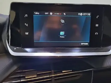 Photo 47 Peugeot 208  PureTech 75 S&S BVM5