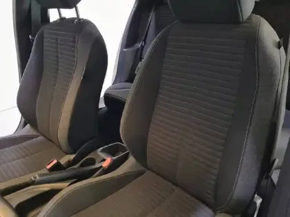 Photo 30 Peugeot 208  PureTech 75 S&S BVM5