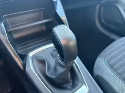 Photo 13 Peugeot 208  PureTech 75 S&S BVM5