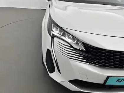 Photo 15 Peugeot 3008  Hybrid 225 e-EAT8