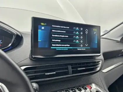 Photo 19 Peugeot 3008  Hybrid 225 e-EAT8