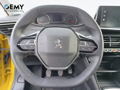 Photo 12 Peugeot 208  PureTech 75 S&S BVM5