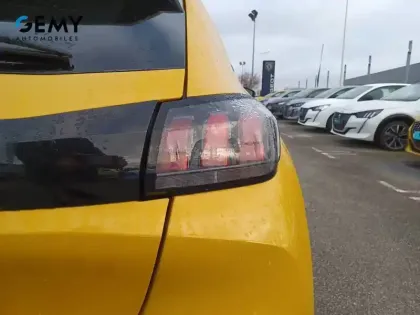 Photo 15 Peugeot 208  PureTech 75 S&S BVM5