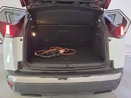 Photo 39 Peugeot 3008  Hybrid 225 e-EAT8