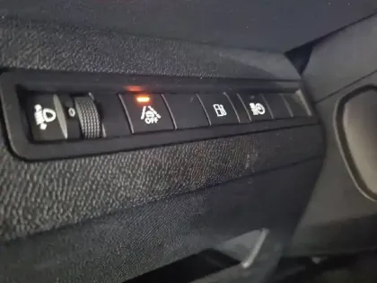 Photo 63 Peugeot 3008  Hybrid 225 e-EAT8