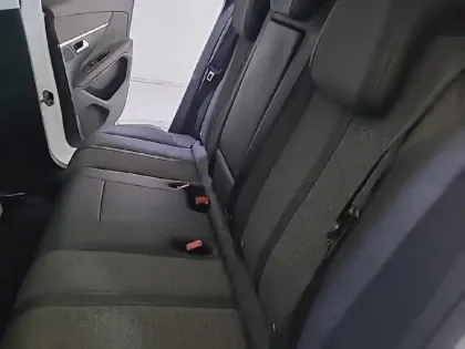 Photo 79 Peugeot 3008  Hybrid 225 e-EAT8