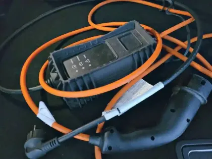 Photo 65 Peugeot 3008  Hybrid 225 e-EAT8