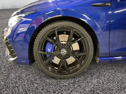 Photo 8 Volkswagen Golf  2.0 TSI 320 DSG7