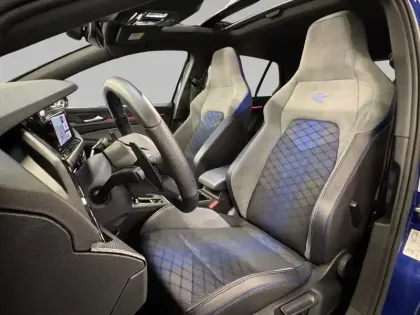 Photo 29 Volkswagen Golf  2.0 TSI 320 DSG7